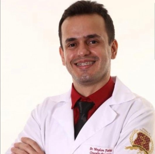 Dr. Francisco Weydson Santos Farias