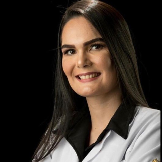 Dra. Taciana Silveira