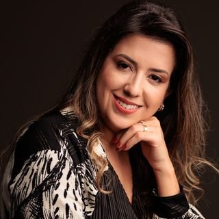 Dra. Betânia Machado