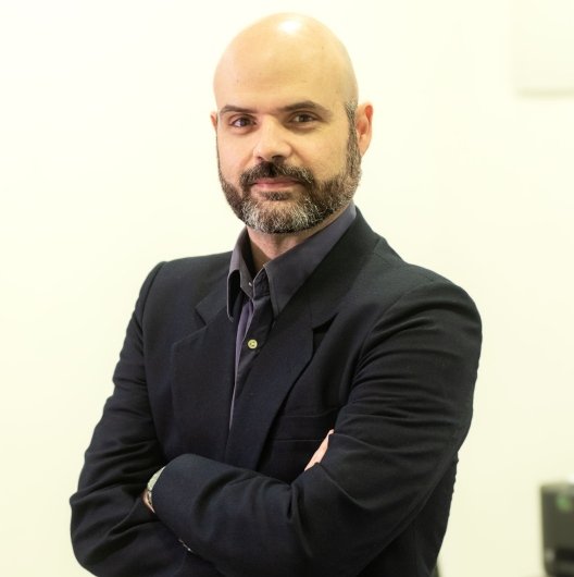 Dr. Carlos Eduardo Zago