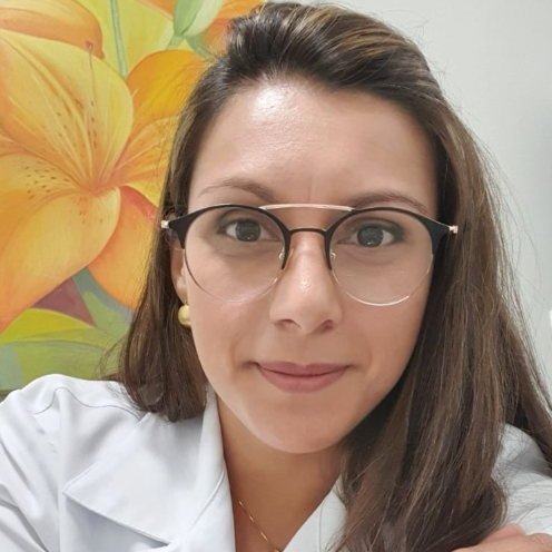 Dra. Caroline Moraes Tapajós Bolzani