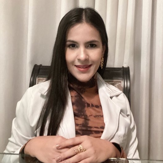 Dra. Ana Carolina Leite de Souza