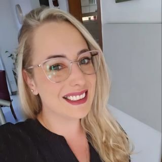 Dra. Patricia Avejaneda Mendes