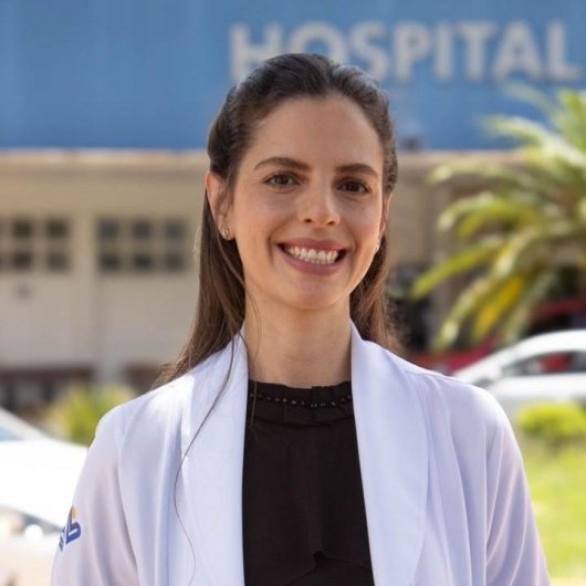 Dra. Ana Cláudia Lemos Gomes Sandrin