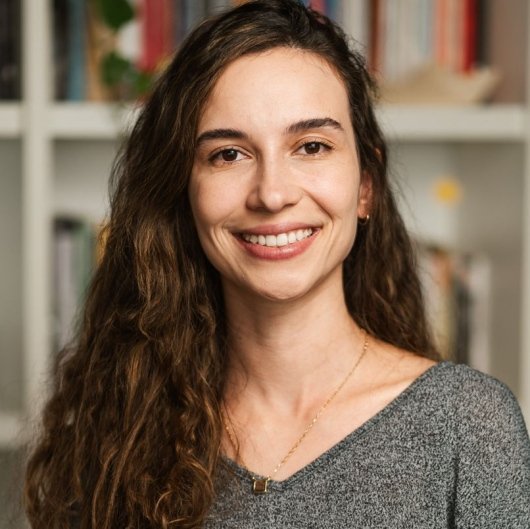Rúbia Mara Esquarante Barbosa