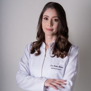 Dra. Isabela Luisa Oliveira