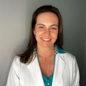 Dra. Viviane da Cunha