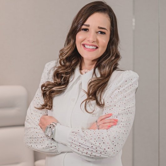 Dra. Letícia Marra da Motta