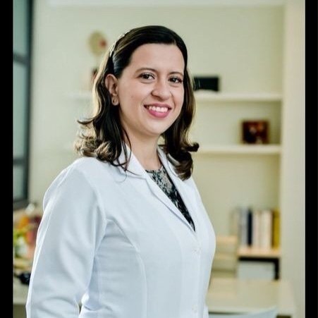 Dra. Talita Serra Tobias de Souza