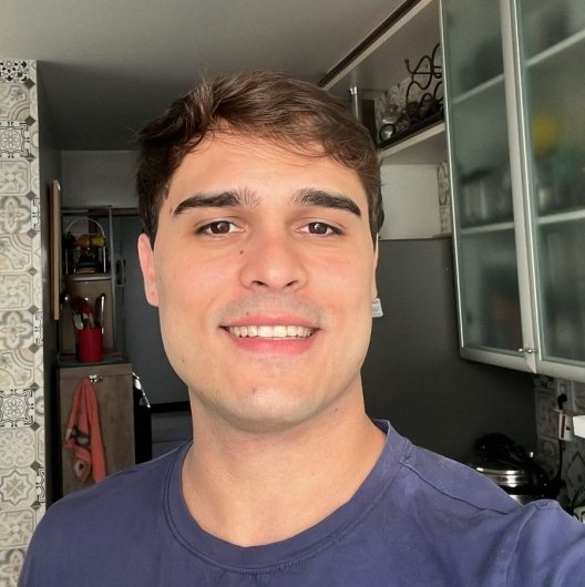 Dr. Abraão Pegas
