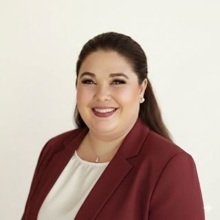 Dra. Michele Souza da Silva