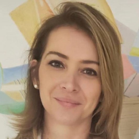 Dra. Ana Carolina Calabresi Coelho