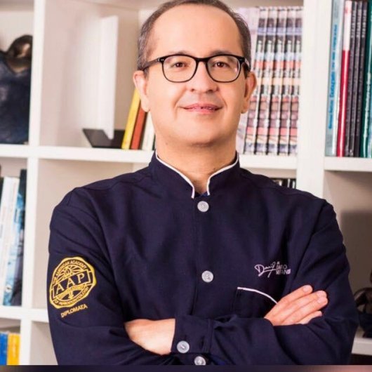 Dr. Dario Miranda