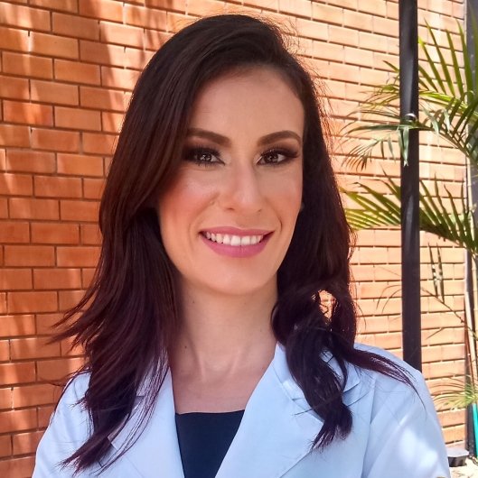 Dra. Grazielle Cabral