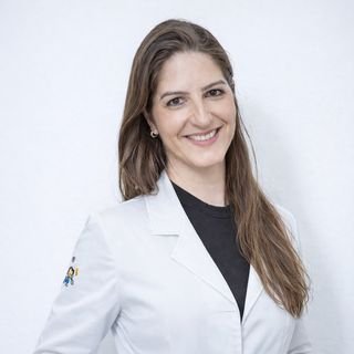 Dra. Alessandra Trindade Cambraia