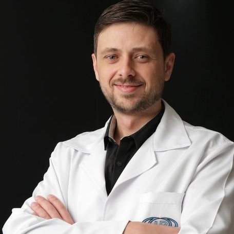 Dr. Killian Evandro Cristoff