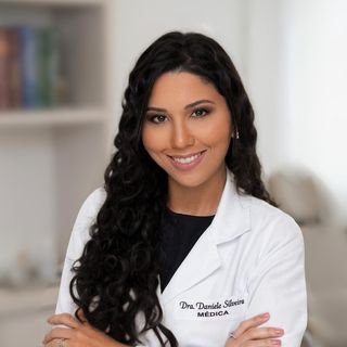 Dra. Daniele Silveira Viana