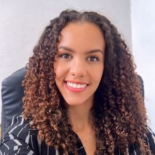 Dra. Mariany Amaral