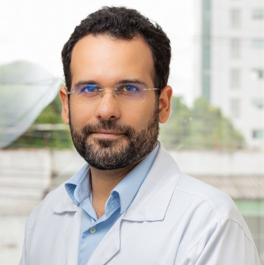 Dr. Carlos Eduardo Coelho de Sá