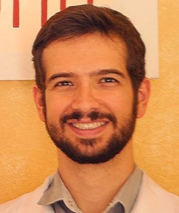 Dr. Fernando Vella