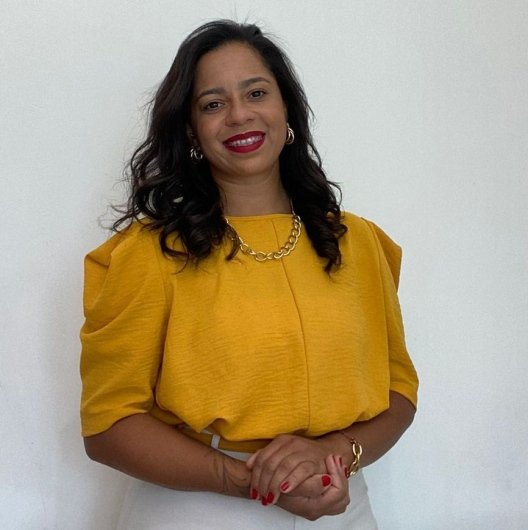 Dra. Fabiana Alves da Costa