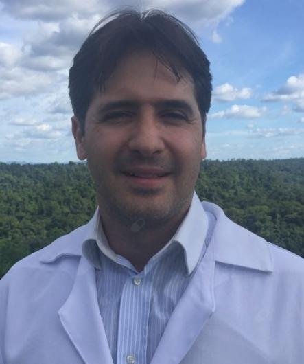 Dr. Daniel Calazans