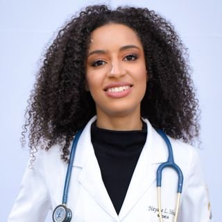 Dra. Nayane Lopes Silva