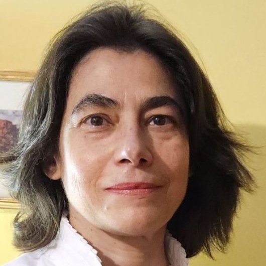 Dra. Ana Maria Betim Paes Leme