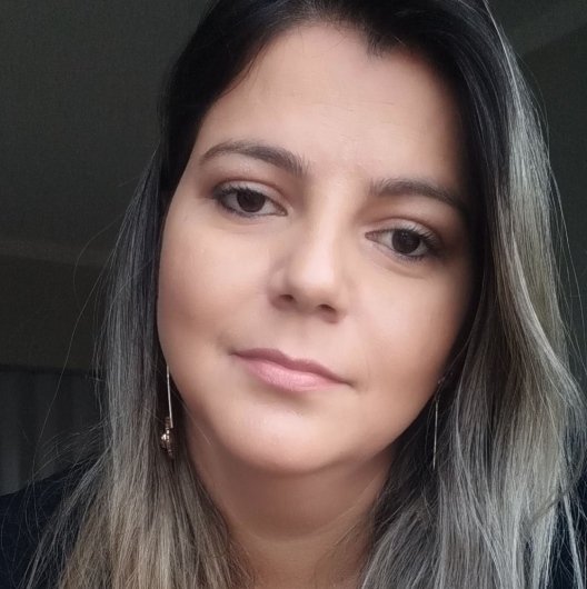 Aline Pazze