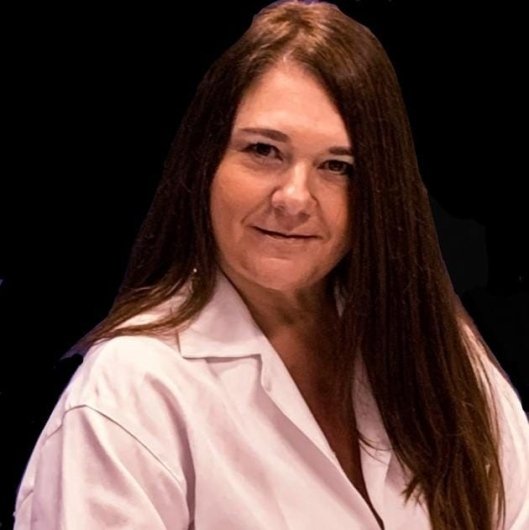 Dra. Jeane Portella Pucega
