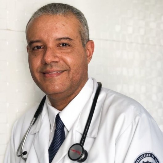 Dr. Eric Macedo Gonçalves