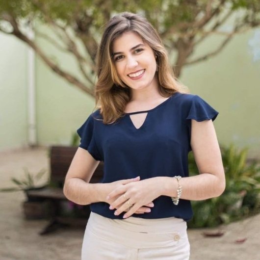 Prof. Mayara Pessoto
