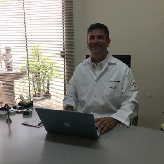 Dr. Luiz Henrique Bastos Mendes