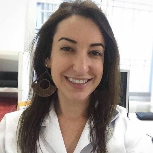 Dra. Franciele Lazzari