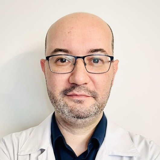 Dr. Raphael Ubirajara Garcia