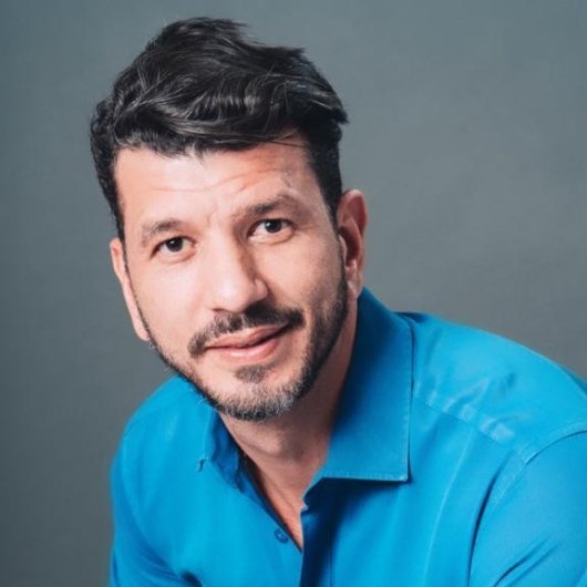 Dr. Ricardo Satiro Menezes