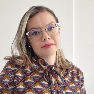 Dra. Flavia Priscila De Oliveira