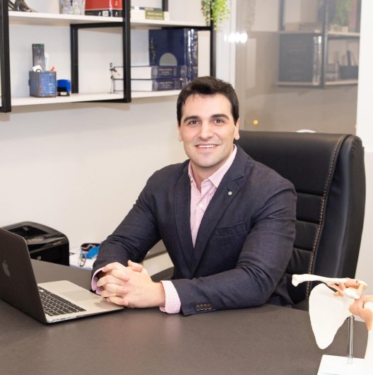 Dr. Guilherme Dalul