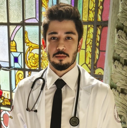 Dr. Felipe Sakabe