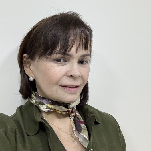 Dra. Ana Claudia Matos Ventura