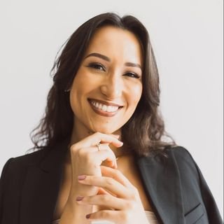 Dra. Andressa Aparecida Luciano Batista