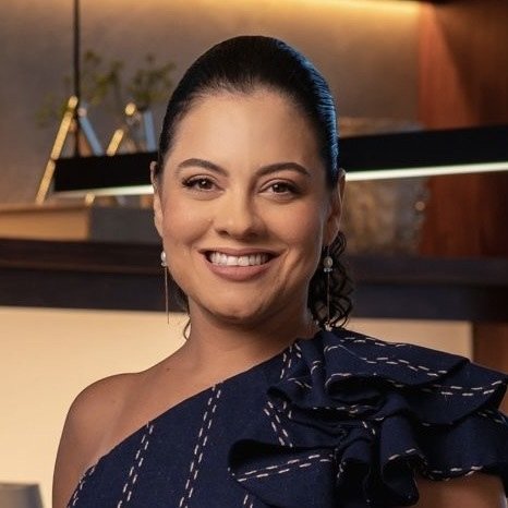 Dra. Eline Vieira Cruz de Andrade