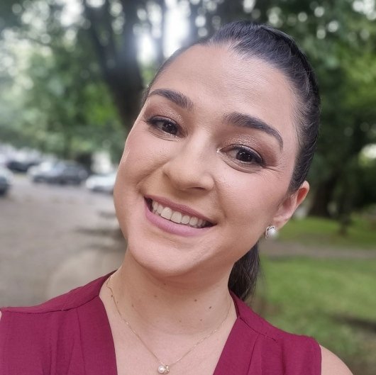 Dra. Karla Saraiva