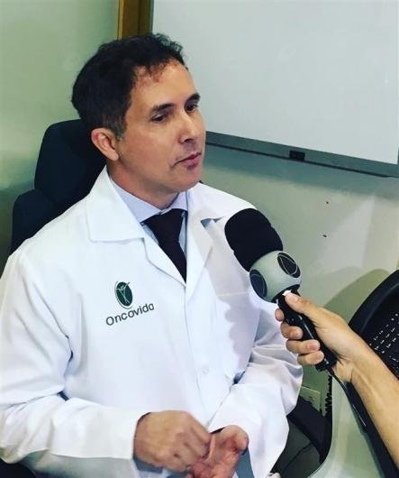 Dr. Nilson Castro Correia