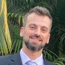 Dr. Raphael do Prado Soares
