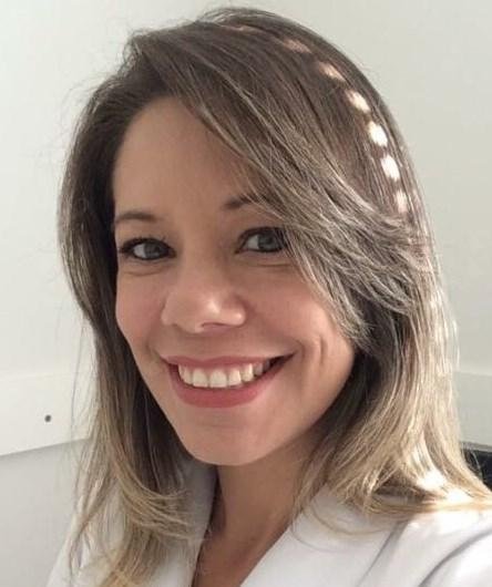 Dra. Alessandra Cristina Martins