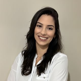 Dra. Patrícia Teixeira