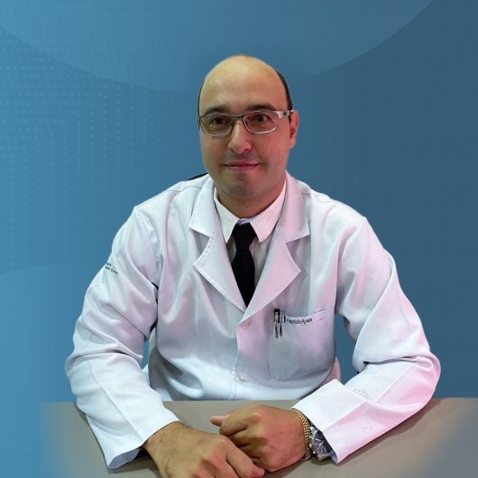Dr. Alfredo Fabricio Ayala