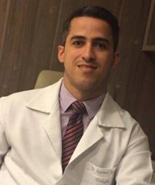 Dr. Raphael Farias de Carvalho