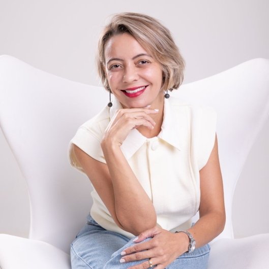 Dra. Camila Fernanda Duarte